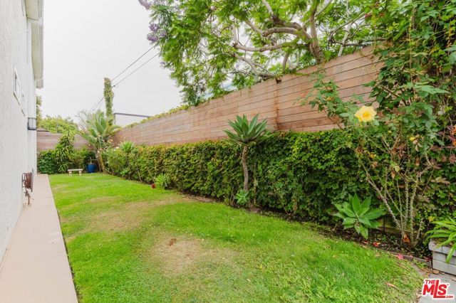 2721 2nd Street 210, Santa Monica, CA 90405
