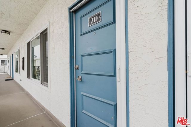 2721 2nd Street 210, Santa Monica, CA 90405