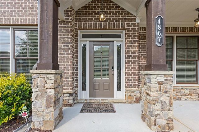 4867 Hunters Grove Way, Sugar Hill, GA 30518