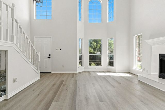 331 Trees Drive, Cedar Hill, TX 75104