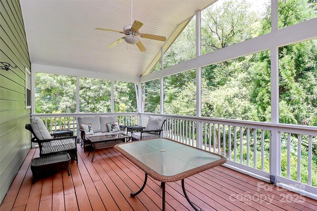 9001 Warbler Court, Charlotte, NC 28210