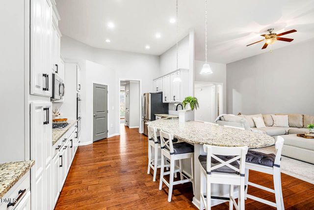 91 Dover Grant Court, Chapel Hill, NC 27517