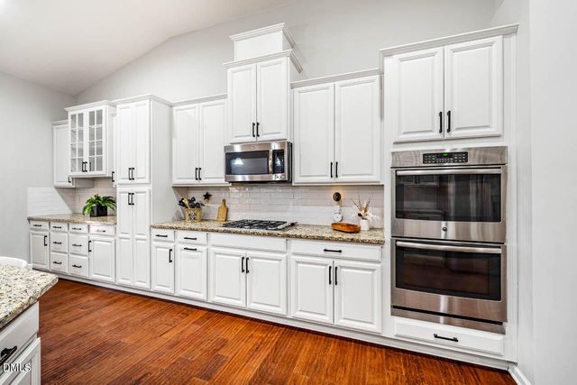 91 Dover Grant Court, Chapel Hill, NC 27517