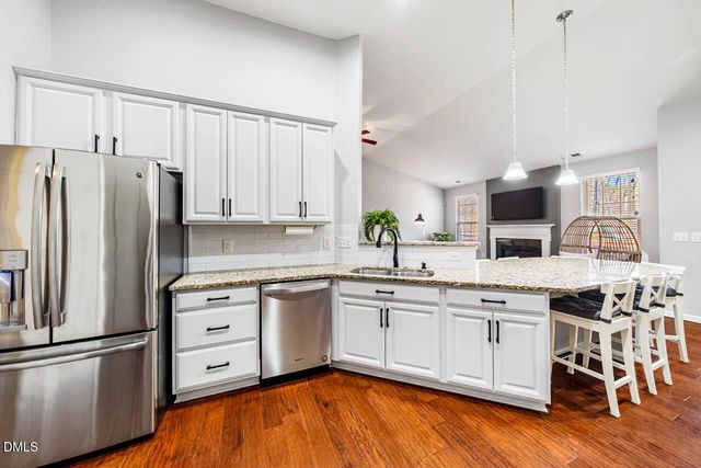 91 Dover Grant Court, Chapel Hill, NC 27517