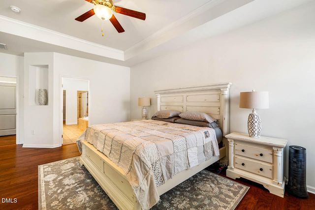 91 Dover Grant Court, Chapel Hill, NC 27517