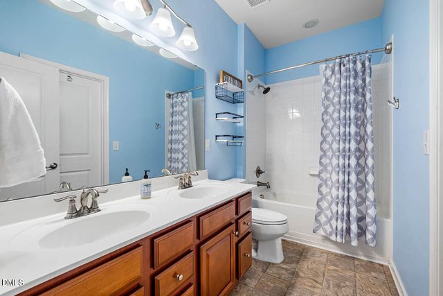 91 Dover Grant Court, Chapel Hill, NC 27517