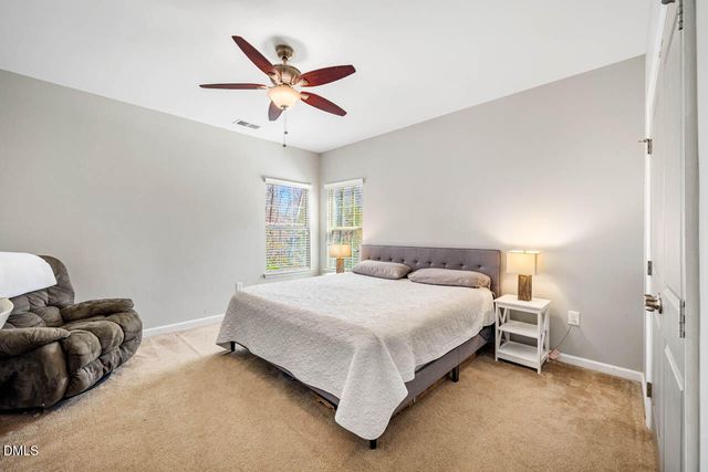 91 Dover Grant Court, Chapel Hill, NC 27517