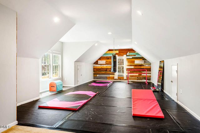 91 Dover Grant Court, Chapel Hill, NC 27517