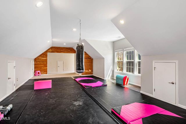 91 Dover Grant Court, Chapel Hill, NC 27517