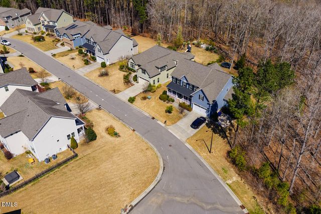 91 Dover Grant Court, Chapel Hill, NC 27517