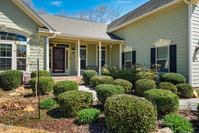 91 Dover Grant Court, Chapel Hill, NC 27517