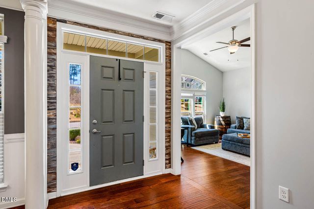 91 Dover Grant Court, Chapel Hill, NC 27517