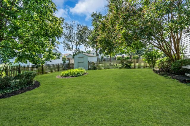 206 Monmouth Avenue, Atlantic Highlands, NJ 07716