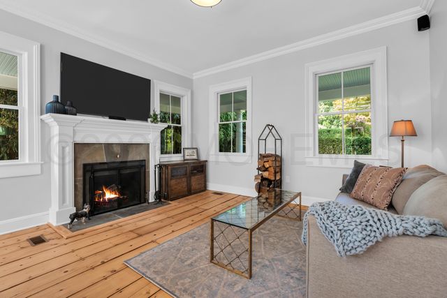 206 Monmouth Avenue, Atlantic Highlands, NJ 07716