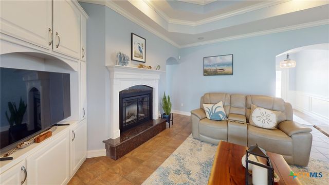 68 N Blue Heron Drive, Port Lavaca, TX 77979