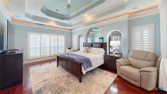 68 N Blue Heron Drive, Port Lavaca, TX 77979