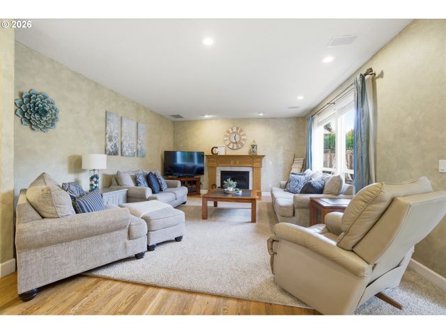 1655 DIAMOND PEAK Ct Nw, Salem, OR 97304