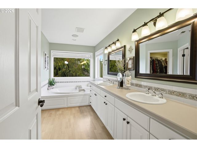 1655 DIAMOND PEAK Ct Nw, Salem, OR 97304