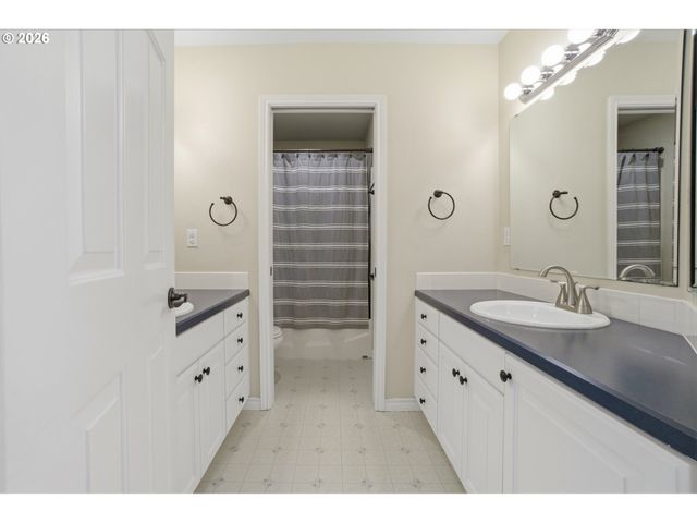 1655 DIAMOND PEAK Ct Nw, Salem, OR 97304