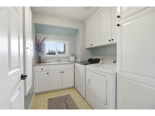 1655 DIAMOND PEAK Ct Nw, Salem, OR 97304