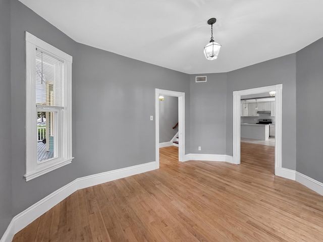 70 Holbrook Ave R, Braintree, MA 02184