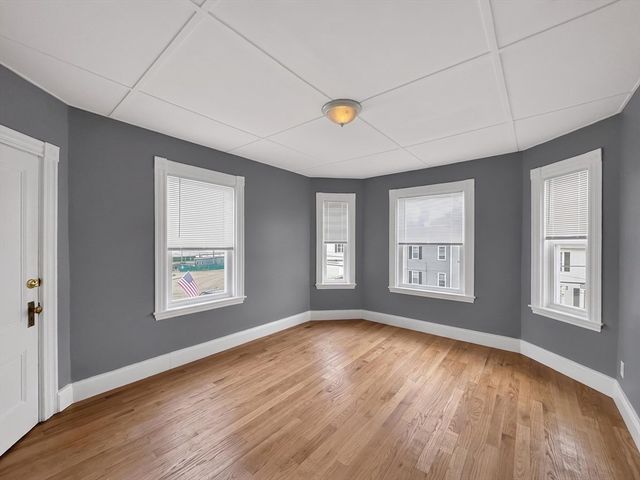 70 Holbrook Ave R, Braintree, MA 02184