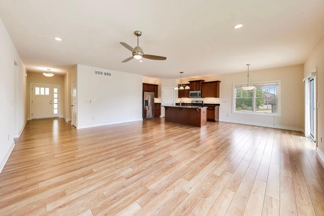 6832 155th AVENUE, Kenosha, WI 53142