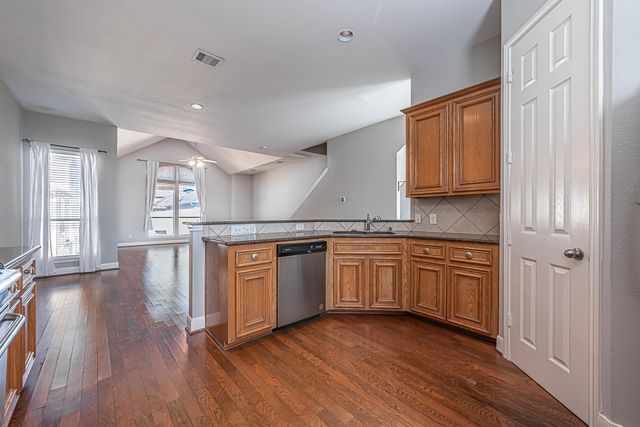 3125 Dallas Street, Houston, TX 77003