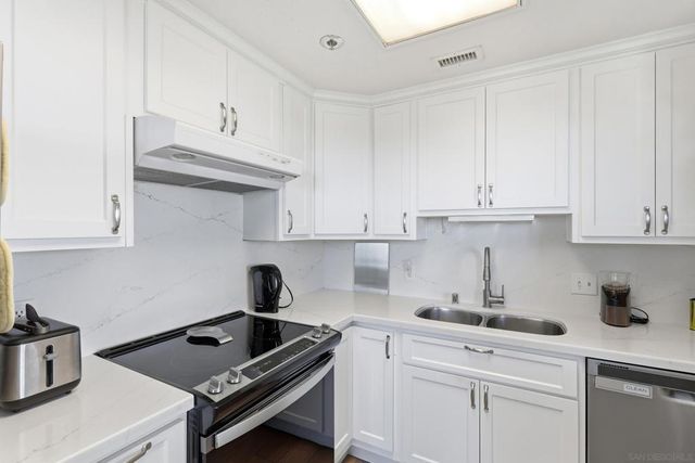 3890 Nobel 1107, San Diego, CA 92122
