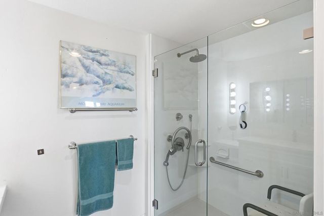 3890 Nobel 1107, San Diego, CA 92122