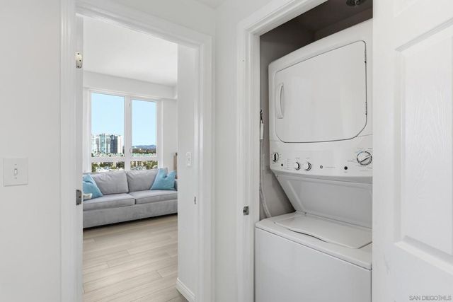 3890 Nobel 1107, San Diego, CA 92122