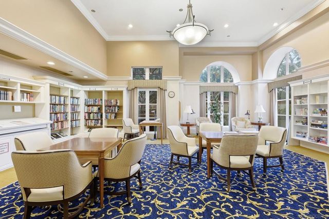 3890 Nobel 1107, San Diego, CA 92122