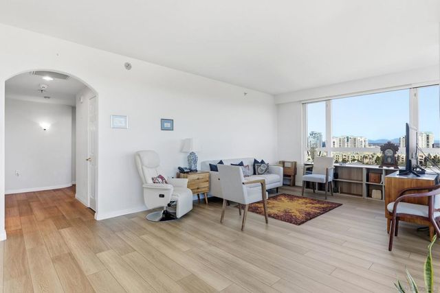 3890 Nobel 1107, San Diego, CA 92122