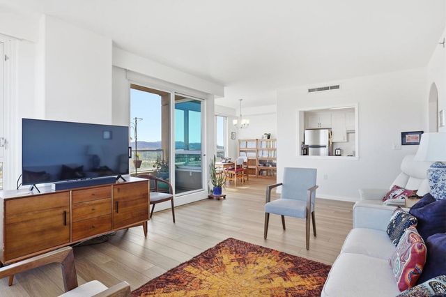 3890 Nobel 1107, San Diego, CA 92122