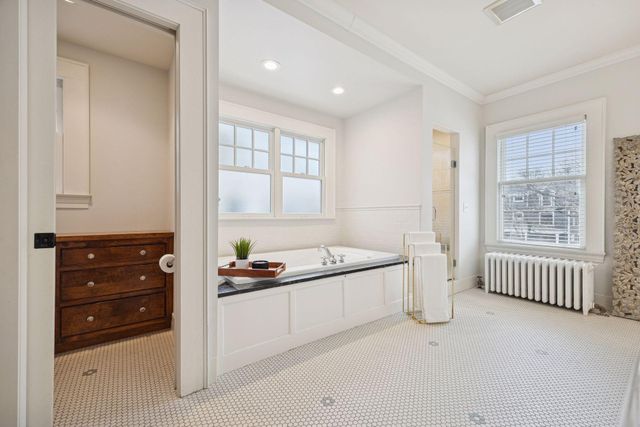 1912 Irving Avenue S, Minneapolis, MN 55403