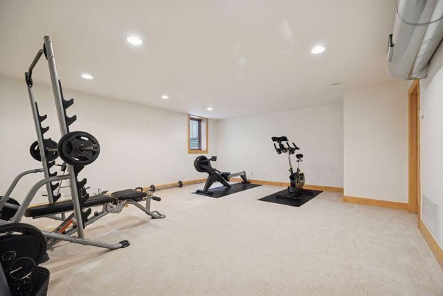 1912 Irving Avenue S, Minneapolis, MN 55403