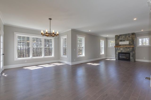 125 Crowley Road, Chester, NH 03036