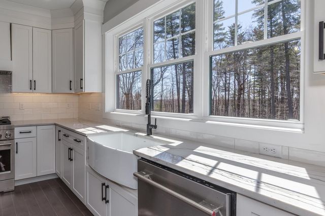125 Crowley Road, Chester, NH 03036