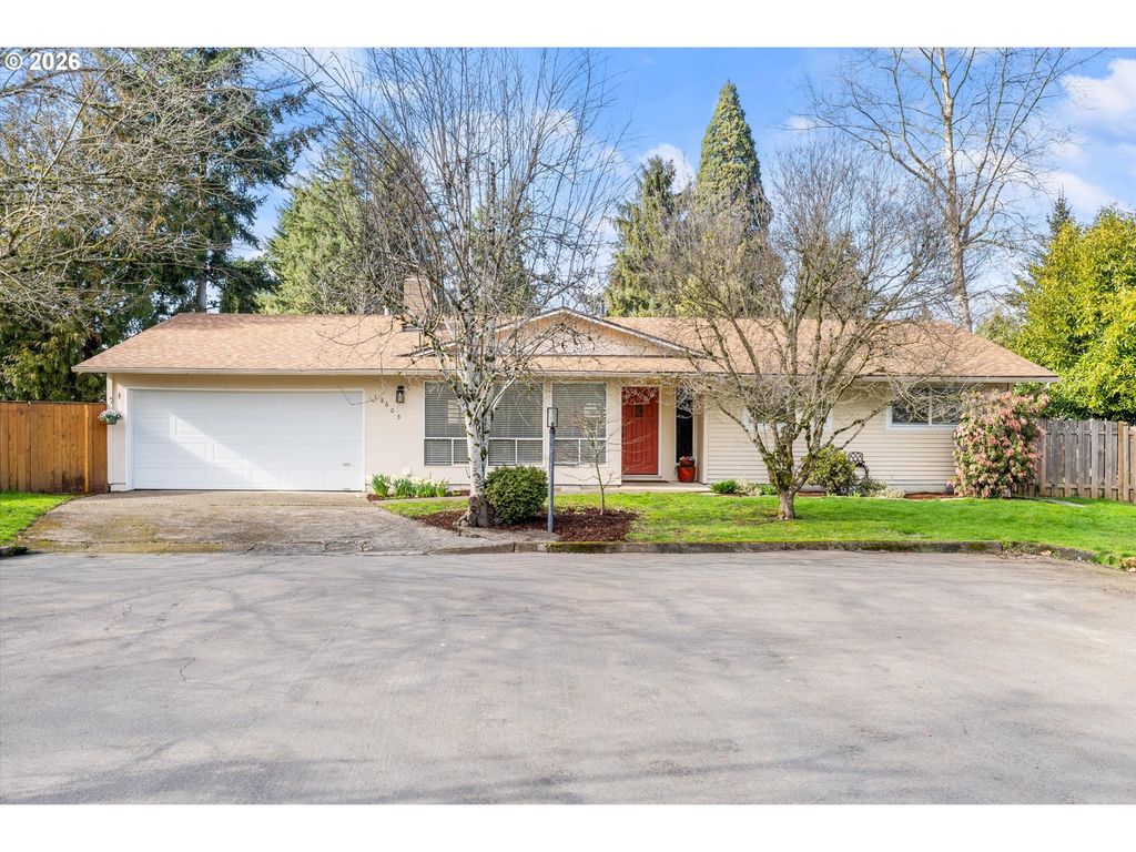 18605 SUNLITE Ct, Gladstone, OR 97027