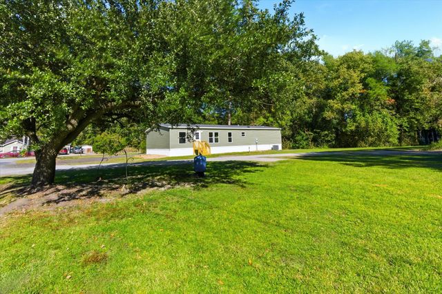 308 Howe Hall Road, Goose Creek, SC 29445