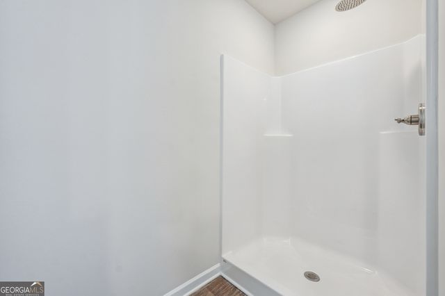 210 Harris Walk 79, West Point, GA 31833