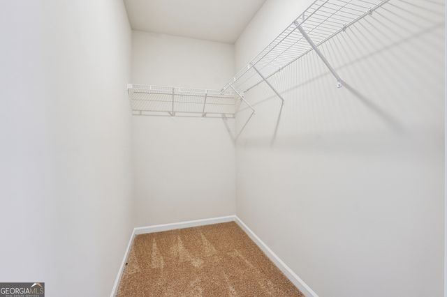 210 Harris Walk 79, West Point, GA 31833