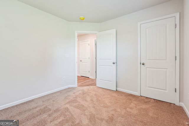 210 Harris Walk 79, West Point, GA 31833