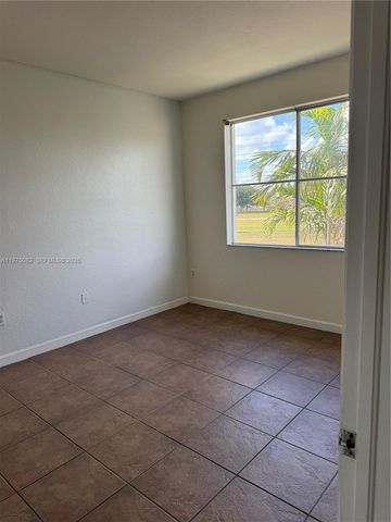 17660 NW 73rd Ave 206-3, Hialeah, FL 33015