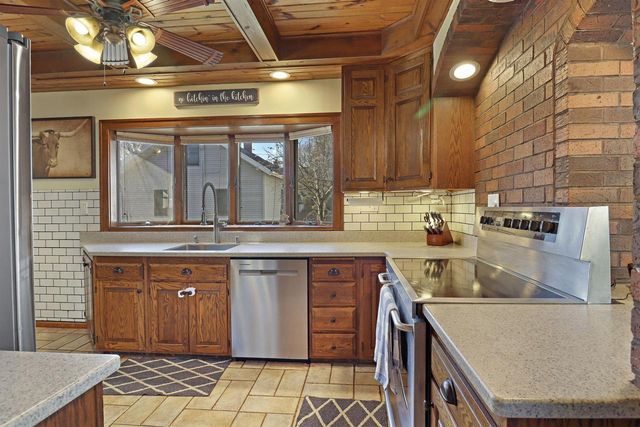 125 Kendall STREET, Burlington, WI 53105