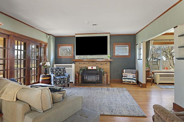 125 Kendall STREET, Burlington, WI 53105