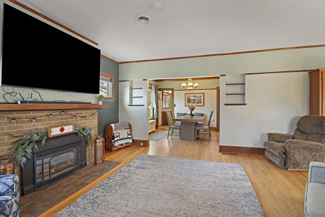 125 Kendall STREET, Burlington, WI 53105