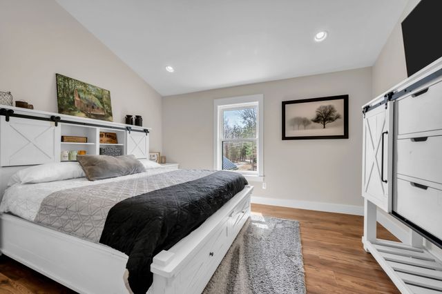 1658 Apache Trl, Pegram, TN 37143