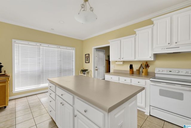1515 CLOVER AVENUE, Gardendale, AL 35071