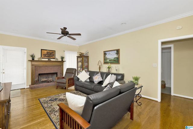 1515 CLOVER AVENUE, Gardendale, AL 35071